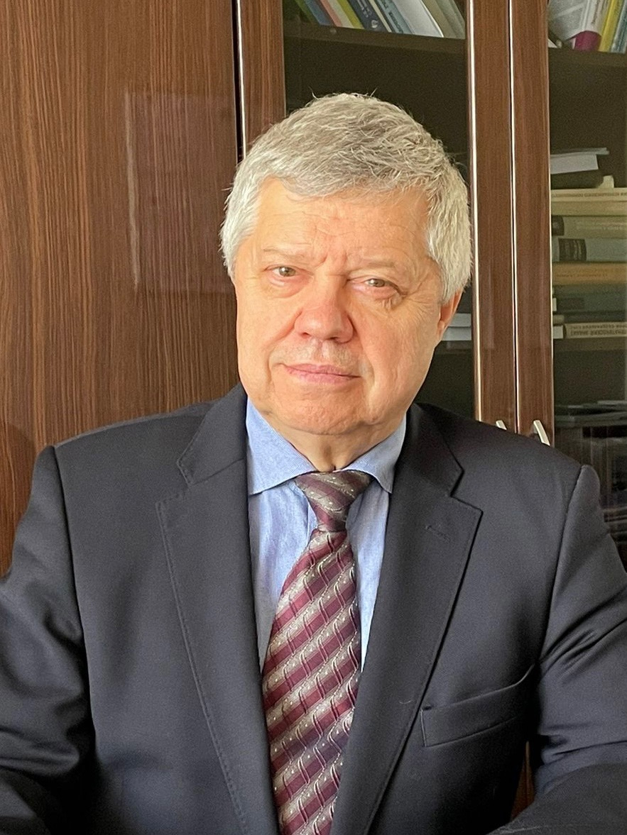 АЗАРОВ Валерий Николаевич